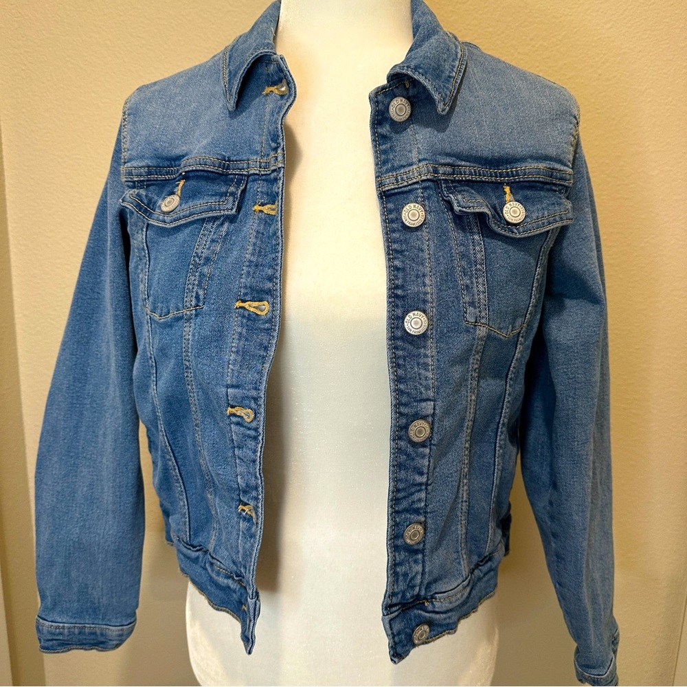 Preowned OLD NAVY DENIM/JEAN JACKET GIRLS SZ XL (14-16)